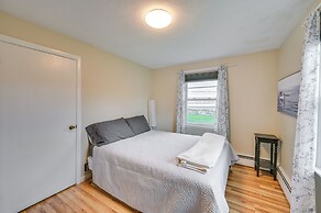 Marblehead Retreat w/ Sprawling Yard & Gas Grill!