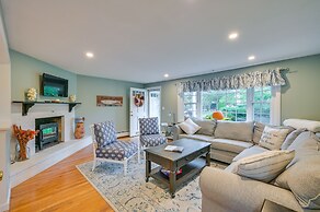 Marblehead Retreat w/ Sprawling Yard & Gas Grill!