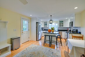 Marblehead Retreat w/ Sprawling Yard & Gas Grill!
