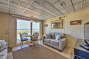 Wildwood Crest Beachfront Home w/ Shared Pool!