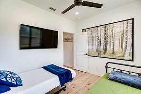 Updated New Braunfels Home w/ Fire Pit!