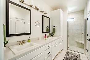 Updated New Braunfels Home w/ Fire Pit!