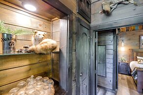 Upscale Sevierville Cabin w/ Hot Tub & Views!