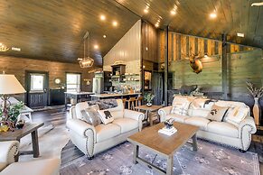 Upscale Sevierville Cabin w/ Hot Tub & Views!