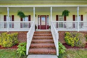 Serene Sevierville Getaway - 6 Mi to Dollywood!