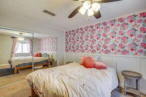 Palm Desert Home w/ Pool, Near Shops on El Paseo!