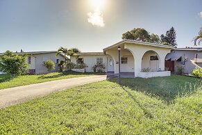 North Lauderdale Vacation Rental: 8 Mi to Beach!