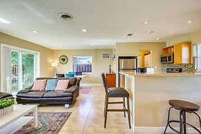 North Lauderdale Vacation Rental: 8 Mi to Beach!