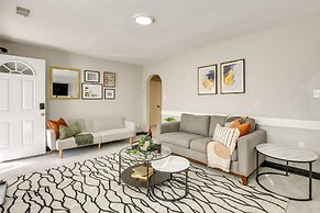 Washington, DC, Area Apartment 8 Mi to Downtown!