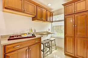 St Augustine Apt w/ Hot Tub Access ~ 1 Mi to Beach