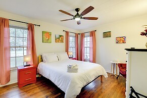 ~ 4 Mi to Fort Worth Stockyards: River Oaks Home!