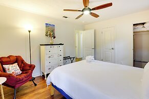 ~ 4 Mi to Fort Worth Stockyards: River Oaks Home!