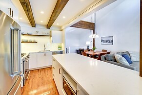 Walk to Main St & Lifts: Ketchum Townhouse!