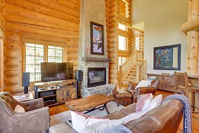 Ski-in/ski-out Mountain Village Condo w/ Hot Tub!