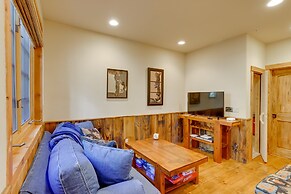 Ski-in/ski-out Mountain Village Condo w/ Hot Tub!
