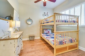 Miramar Beach Condo w/ Pool - Walk to Beach!