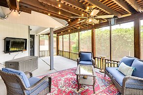 Charming Fort Worth Home - 12 Mi to Downtown!