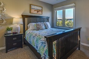 Miramar Beach Rental w/ Pool Access & Golf Course!