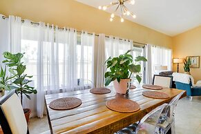 2 Mi to Indian Wells: Palm Desert Home w/ Fire Pit