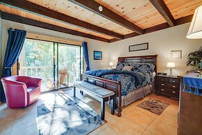 Convenient Kings Beach Condo: 1 Mi to Lake Tahoe!