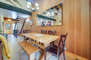Convenient Kings Beach Condo: 1 Mi to Lake Tahoe!