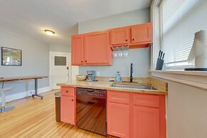 Inviting St Louis Apartment - Great Location!