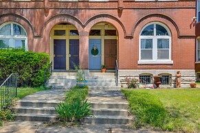 St Louis Vacation Rental ~ 2 Mi to Downtown