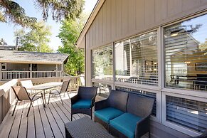 6 Mi to Downtown: Flagstaff Townhome w/ Deck