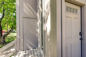 6 Mi to Downtown: Flagstaff Townhome w/ Deck