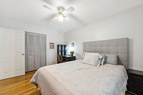 Inviting St Louis Home w/ Deck Near Forest Park!