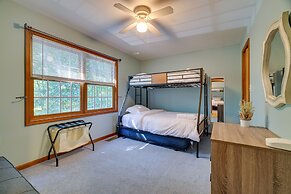 Pocono Mountain Home w/ Private Lake Access