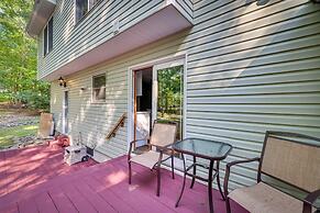 Pocono Mountain Home w/ Private Lake Access