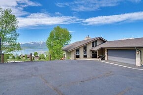 Hot Tub & Views: Summit County Ski Getaway!