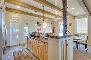 Hot Tub & Views: Summit County Ski Getaway!