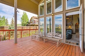 Hot Tub & Views: Summit County Ski Getaway!