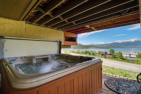 Hot Tub & Views: Summit County Ski Getaway!