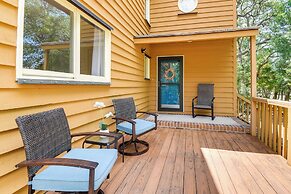 Walk to North Myrtle Beach: Family-friendly Home!