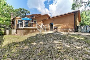 Walk to North Myrtle Beach: Family-friendly Home!