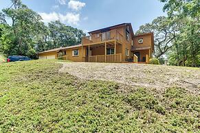 Walk to North Myrtle Beach: Family-friendly Home!