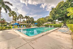 Sunny Sarasota Oasis w/ Private Screened Lanai