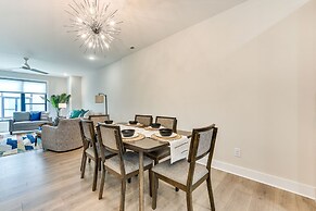 Modern + Stylish Condo: 5 Mi to Downtown Charlotte