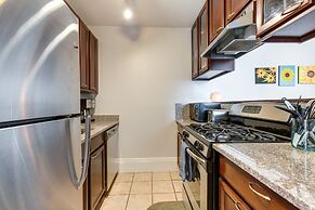 3 Mi to Coors Field: Convenient Townhome w/ Deck