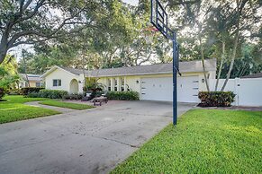 Largo Retreat w/ Private Pool, Slide & Treehouse!