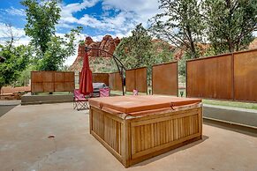 Sedona Home w/ Private Hot Tub & Red Rock Views!