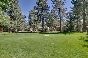 Mammoth Lakes Vacation Rental: 1 Mi to Ski Area!