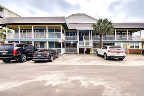 Steps to Ocean: North Myrtle Beach Condo w/ Porch!