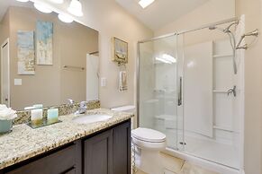 Charming Leesburg Getaway w/ Screened Porch!