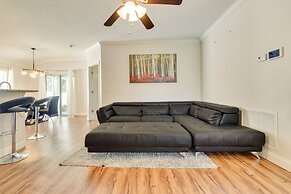 Charming Leesburg Getaway w/ Screened Porch!