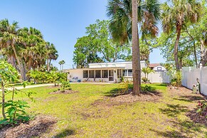 Hot Tub & Gas Grill: Port Richey Retreat