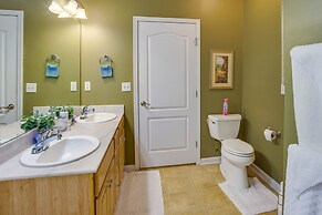 Birmingham Home w/ Yard - 15 Mi to Downtown!